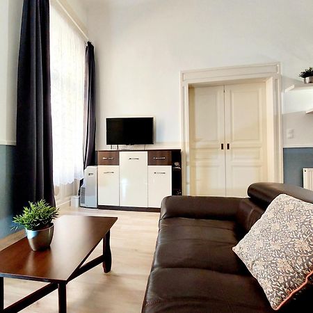 Eoetvoes Apartman Budapeszt Zewnętrze zdjęcie